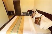 Oyo Rooms Devka Beach Road Daman Esterno foto