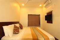 Oyo Rooms Devka Beach Road Daman Esterno foto